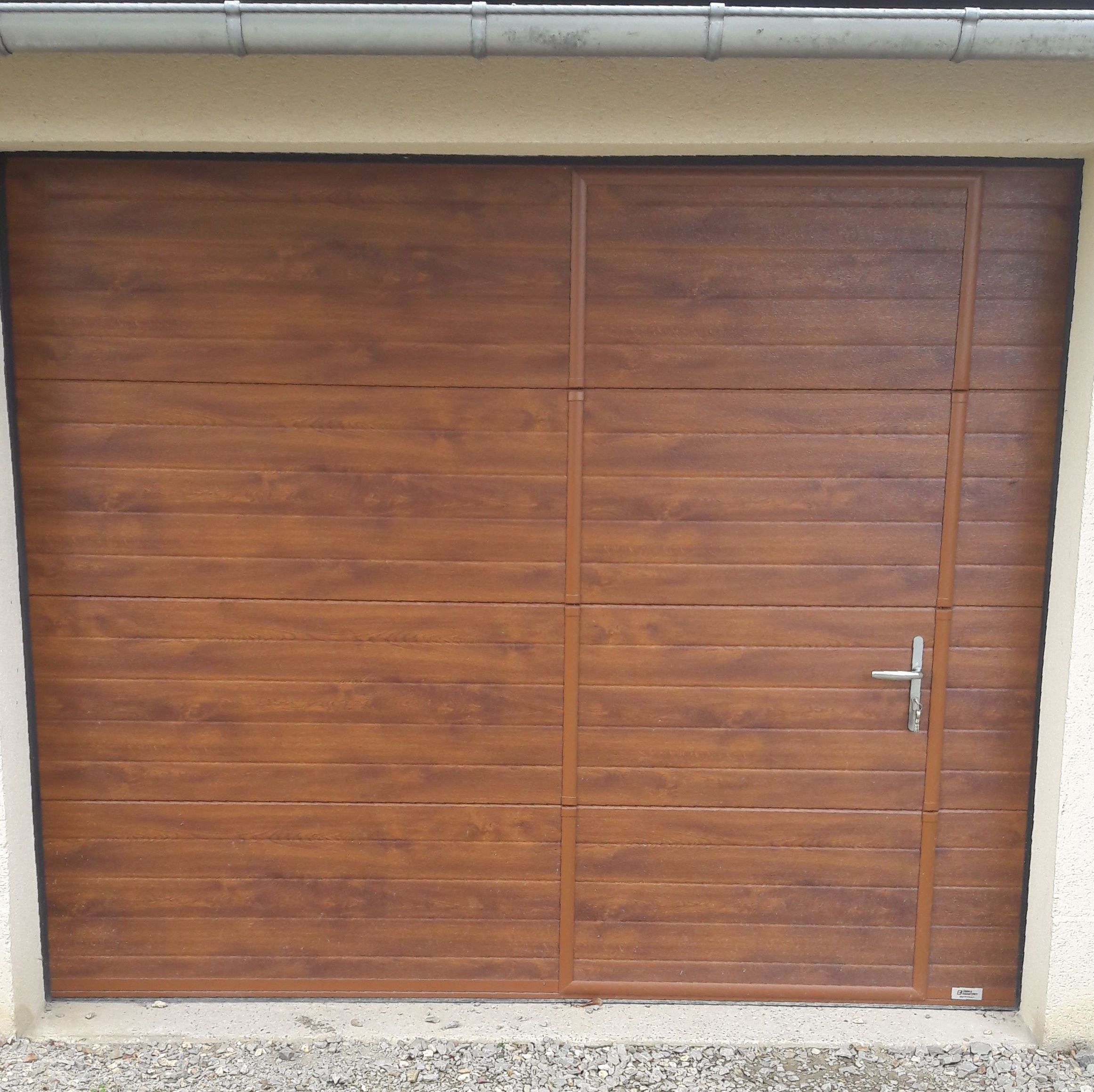 porte de garage maori france fermetures imitation bois chene dore
