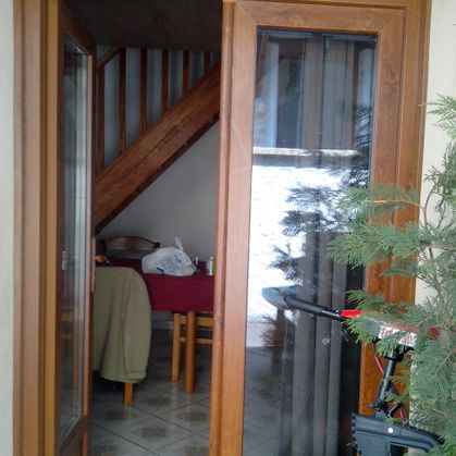 fenetre pvc imitation bois chene dore fenetrea